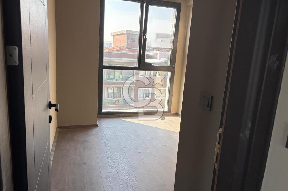 KATİP ÇELEBİ ÜNİVERSİTESİ YÜRÜME MESAFESİ