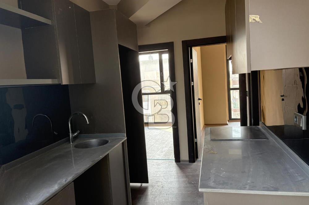 KATİP ÇELEBİ ÜNİVERSİTESİ YÜRÜME MESAFESİ