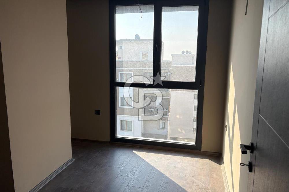 KATİP ÇELEBİ ÜNİVERSİTESİ YÜRÜME MESAFESİ