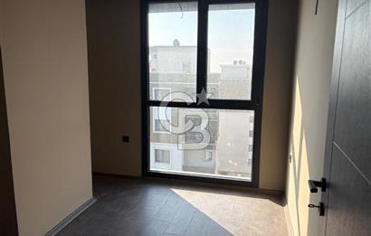 KATİP ÇELEBİ ÜNİVERSİTESİ YÜRÜME MESAFESİ