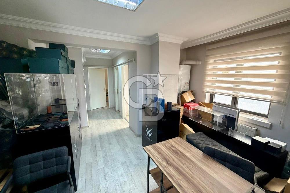 JOHN F. KENNEDY CAD. ÜZERİ SATILIK 1+1 OFİS & BÜRO