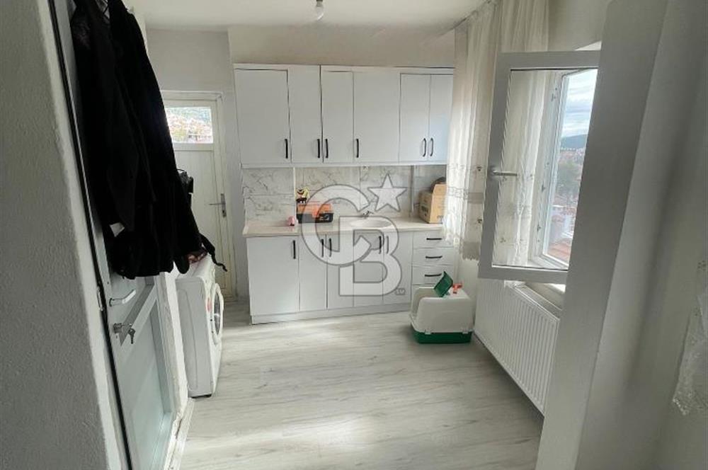 3 KATLI SATILIK YATIRIMLIK KİRA GETİRİSİ OLAN BİNA