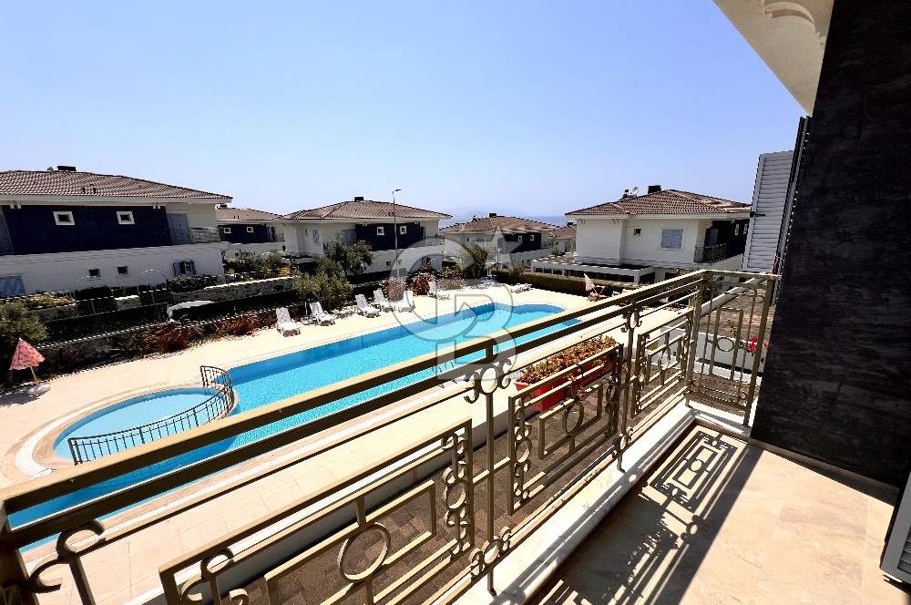 KUŞADASI SOĞUCAKTA OLİVE GARDEN SİTESİNDE SATILIK 3+1 VİLLA