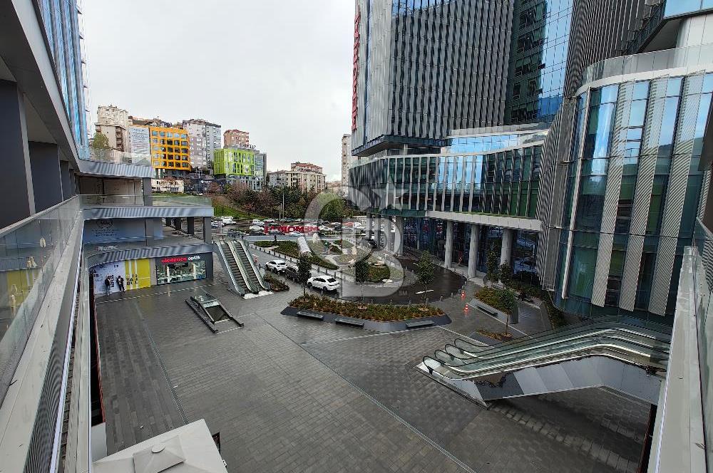 TRC Memorial Projesinde Kiralık 103 m² Ofis