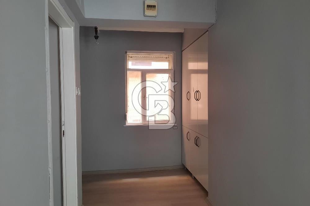 Koşuyolu'nda Site İçinde 3+1 Ara Kat Daire