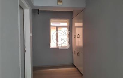 Koşuyolu'nda Site İçinde 3+1 Ara Kat Daire