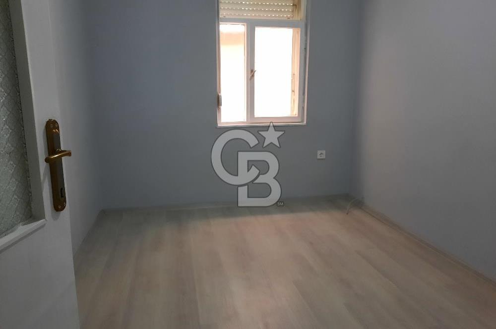 Koşuyolu'nda Site İçinde 3+1 Ara Kat Daire