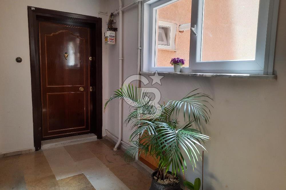 Koşuyolu'nda Site İçinde 3+1 Ara Kat Daire