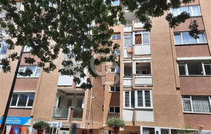 Koşuyolu'nda Site İçinde 3+1 Ara Kat Daire