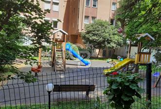 Koşuyolu'nda Site İçinde 3+1 Ara Kat Daire - 1 - 316953