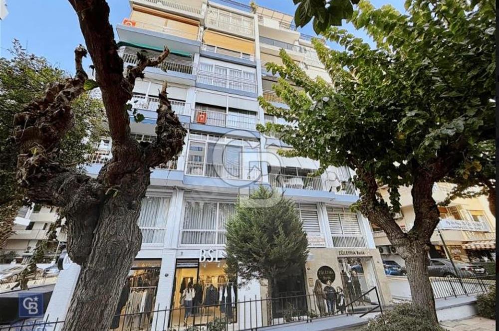 Alsancak Gül Sokakta Reyhan Karşısı Modern ve Şık 3+1 Daire