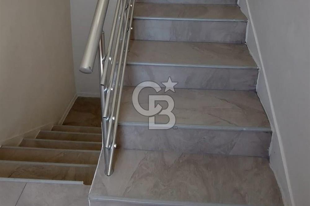 YEŞİLOVACIK ALTIN ORKİDE SİTESİ SATILIK 2+1 VİLLA DENİZE SIFIR