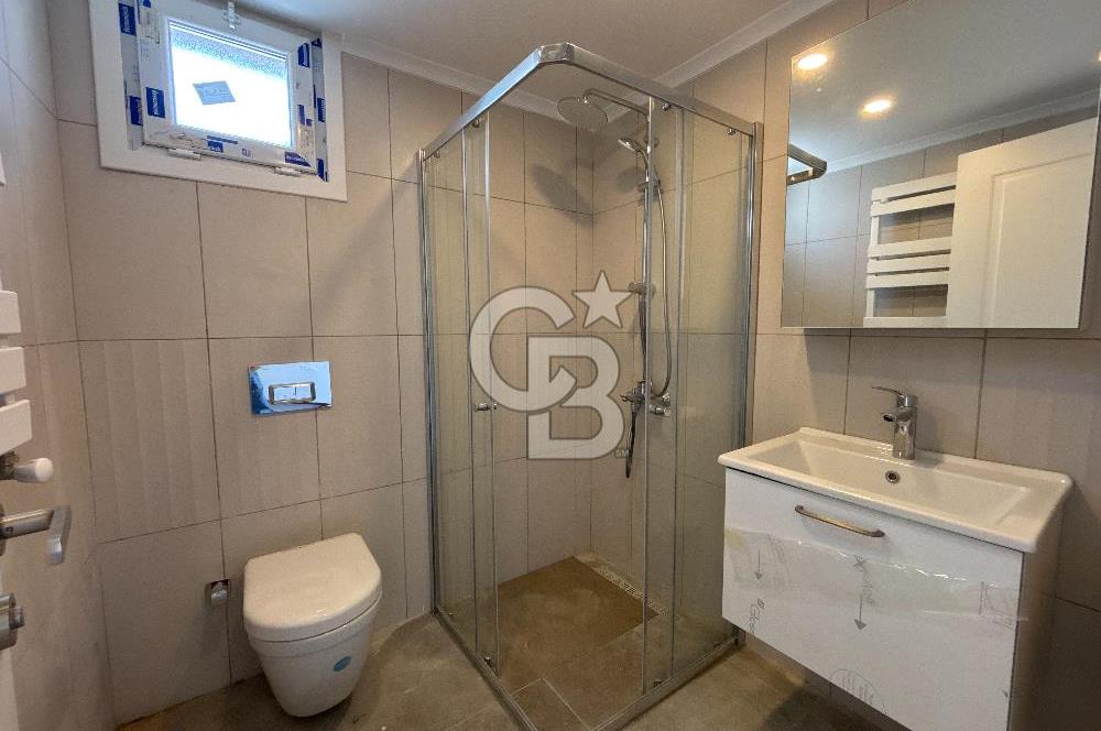 FENERBAHÇE'DE BALKONLU,DENİZ MANZARALI 4+1 145 M2 NET SIFIR !!!