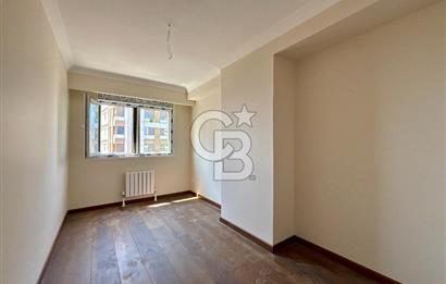 FENERBAHÇE'DE BALKONLU,DENİZ MANZARALI 4+1 145 M2 NET SIFIR !!!