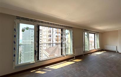 FENERBAHÇE'DE BALKONLU,DENİZ MANZARALI 4+1 145 M2 NET SIFIR !!!