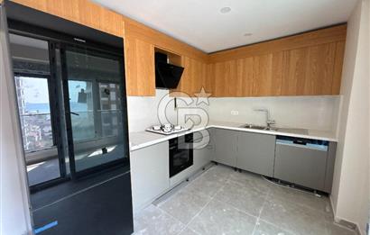 FENERBAHÇE'DE BALKONLU,DENİZ MANZARALI 4+1 145 M2 NET SIFIR !!!