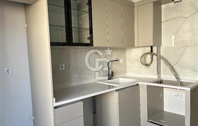 Karşıyaka Dedebaşında satılık 2 + 1 daire