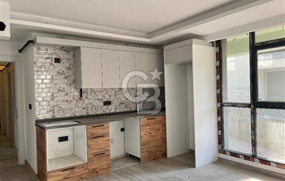 Bayraklı körfez Mahallesi’nde satılık 2 + 1 daire