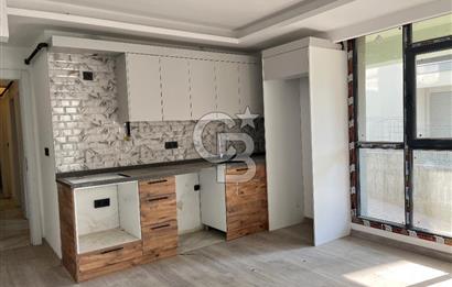 Bayraklı körfez Mahallesi’nde satılık 2 + 1 daire