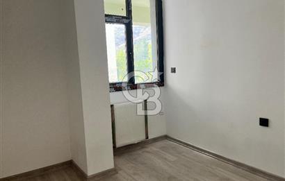 Bayraklı körfez Mahallesi’nde satılık 2 + 1 daire