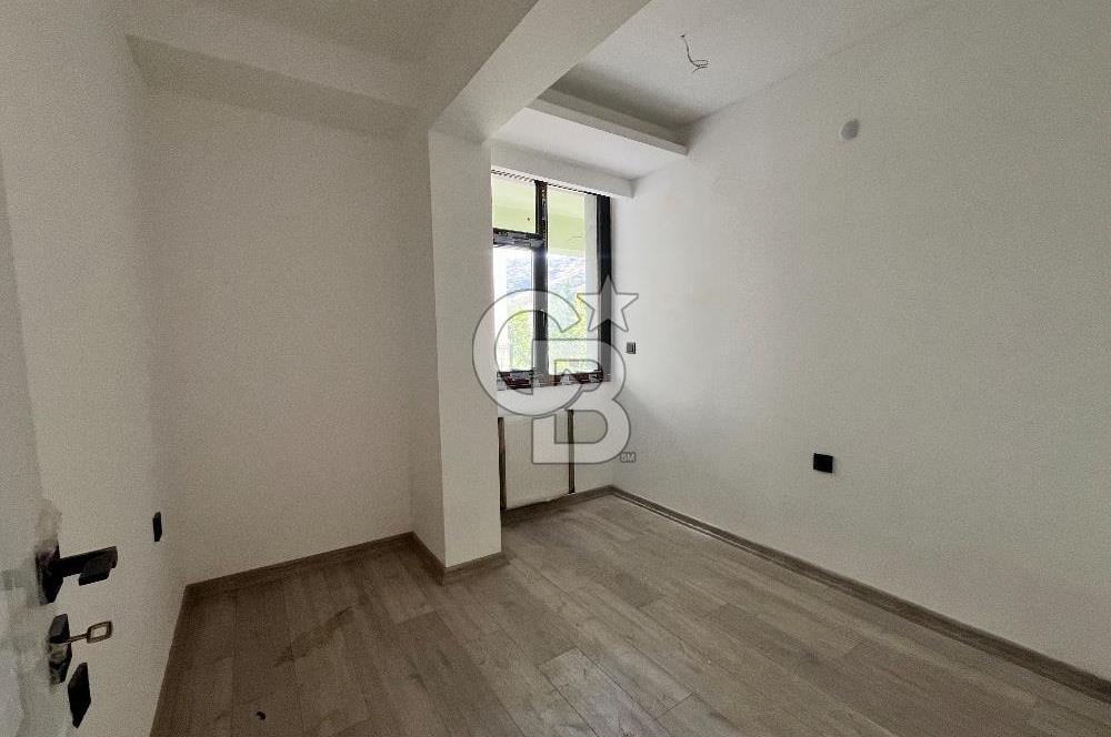 Bayraklı körfez Mahallesi’nde satılık 2 + 1 daire