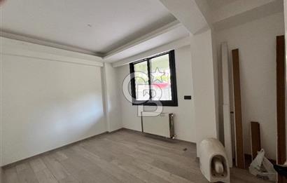 Bayraklı körfez Mahallesi’nde satılık 2 + 1 daire