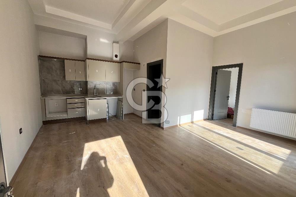 Karşıyaka İmbatlı’da satılık ofis