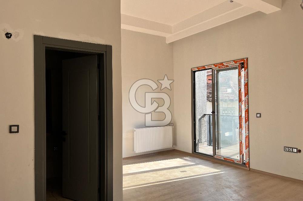 Karşıyaka İmbatlı’da satılık ofis