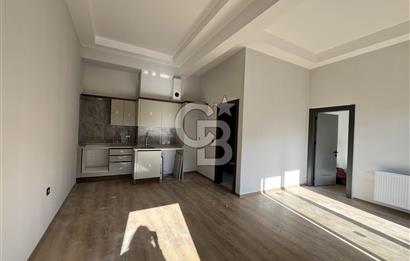 Karşıyaka İmbatlı’da satılık ofis