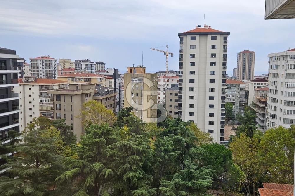 Oramiral Kemal Kayacan sokakta geniş ferah 3+1 