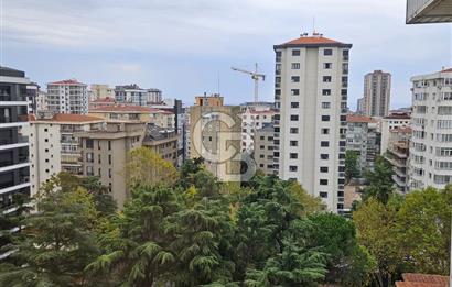 Oramiral Kemal Kayacan sokakta geniş ferah 3+1 