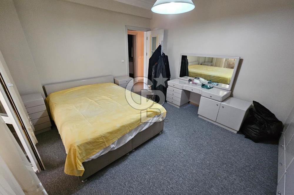 Oramiral Kemal Kayacan sokakta geniş ferah 3+1 