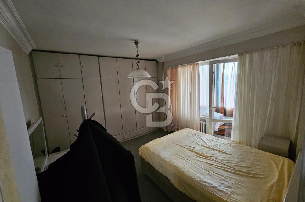 Oramiral Kemal Kayacan sokakta geniş ferah 3+1 