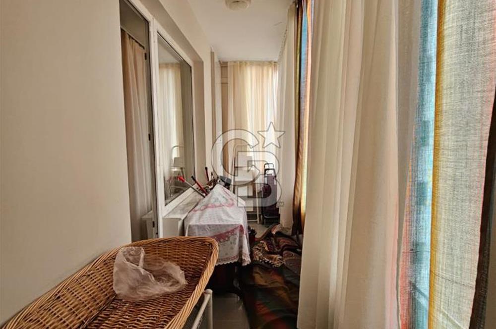 Oramiral Kemal Kayacan sokakta geniş ferah 3+1 