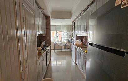 Oramiral Kemal Kayacan sokakta geniş ferah 3+1 