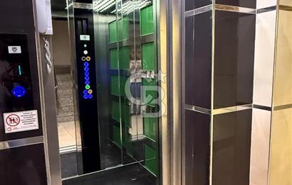 Gaziemir de Merkezi Konumda Satılık Çift Cepheli Geniş 3+1 Daire