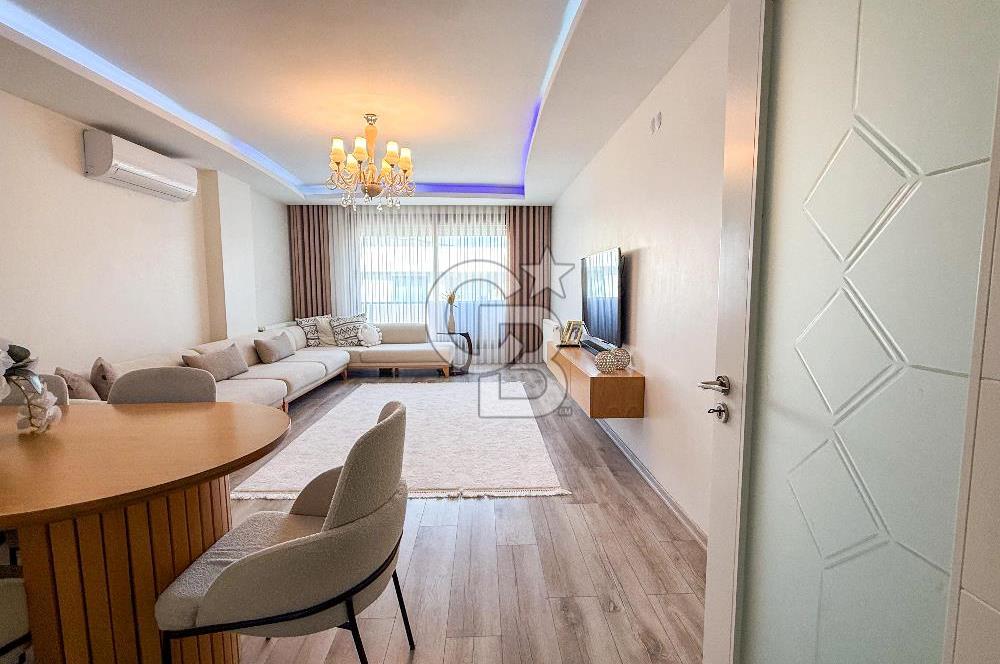 Gaziemir de Merkezi Konumda Satılık Çift Cepheli Geniş 3+1 Daire