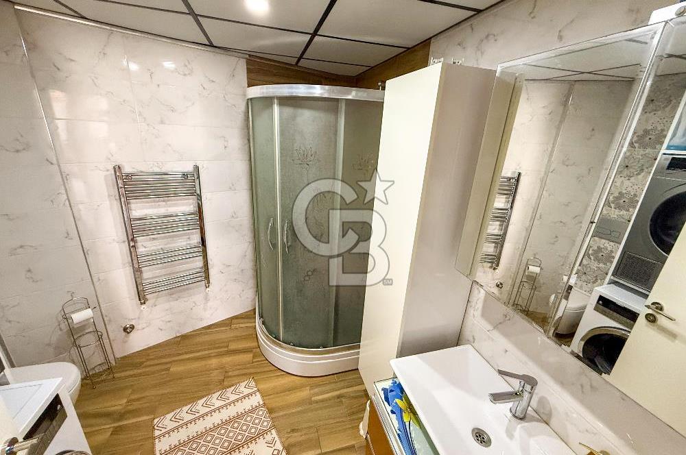 Gaziemir de Merkezi Konumda Satılık Çift Cepheli Geniş 3+1 Daire