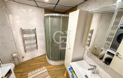 Gaziemir de Merkezi Konumda Satılık Çift Cepheli Geniş 3+1 Daire