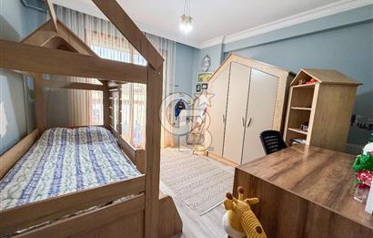 Gaziemir de Merkezi Konumda Satılık Çift Cepheli Geniş 3+1 Daire