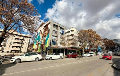 JOHN F. KENNEDY CAD. ÜZERİ SATILIK 1+1 OFİS & BÜRO