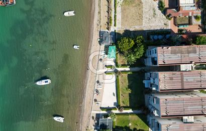 Ayvalık Sarımsaklıda Deniz Manzaralı Daire