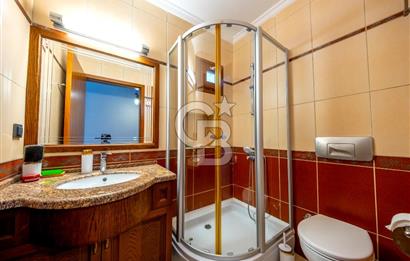 MENDERES ÖZDERE 'DE SATILIK 6+1 TRİPLEKS VİLLA