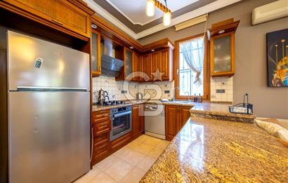 MENDERES ÖZDERE 'DE SATILIK 6+1 TRİPLEKS VİLLA