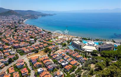 MENDERES ÖZDERE 'DE SATILIK 6+1 TRİPLEKS VİLLA