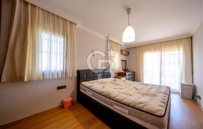 MENDERES ÖZDERE 'DE SATILIK 6+1 TRİPLEKS VİLLA