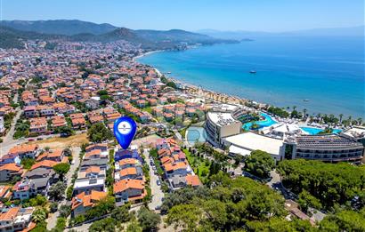 MENDERES ÖZDERE 'DE SATILIK 6+1 TRİPLEKS VİLLA