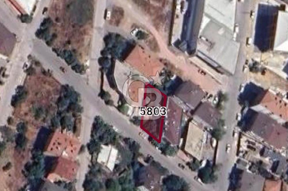 ATASEHIR FERHATPASA'DA KONUT IMARLI ARSA