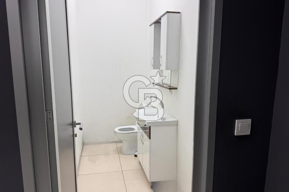 SANCAKTEPE OTOMER GALERİCİLER SİTESİNDE SATILIK NET 90 M2 DÜKKAN