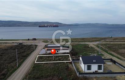 ÇANAKKALE LAPSEKİ UMURBEY ALTINDA DENİZE ÇOK YAKIN – EŞSİZ BOĞAZ VE DENİZ MANZARALI SATILIK ARAZİ